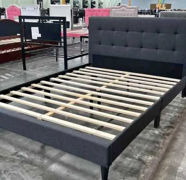 brand new queen size bed frame  in Beds & Mattresses in Longueuil / South Shore - Image 2