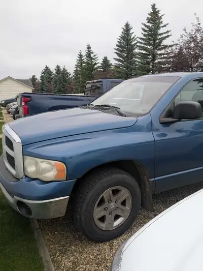 This Dodge Magnum engine is available for purchase, perfect for parts or a project vehicle. As this...