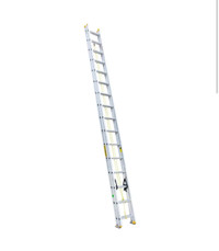 Featherlite aluminum extension ladder 32 Feet grade I - 250 lb