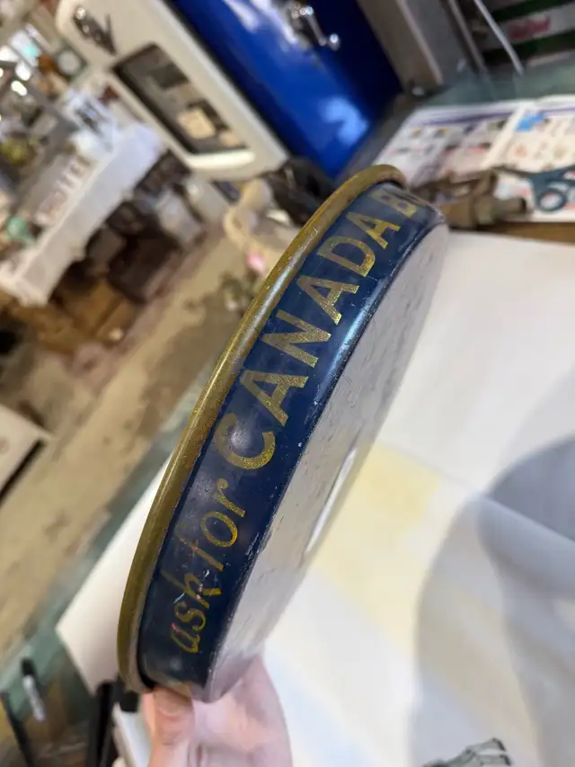 early Canadian Bud tray  in Arts & Collectibles in Edmonton - Image 9