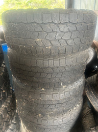 Set of 4 tires LT275/55R20