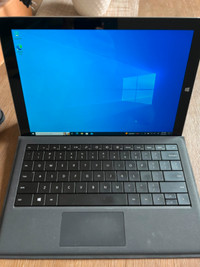 Microsoft surface pro 3 with case, in amazing shape.