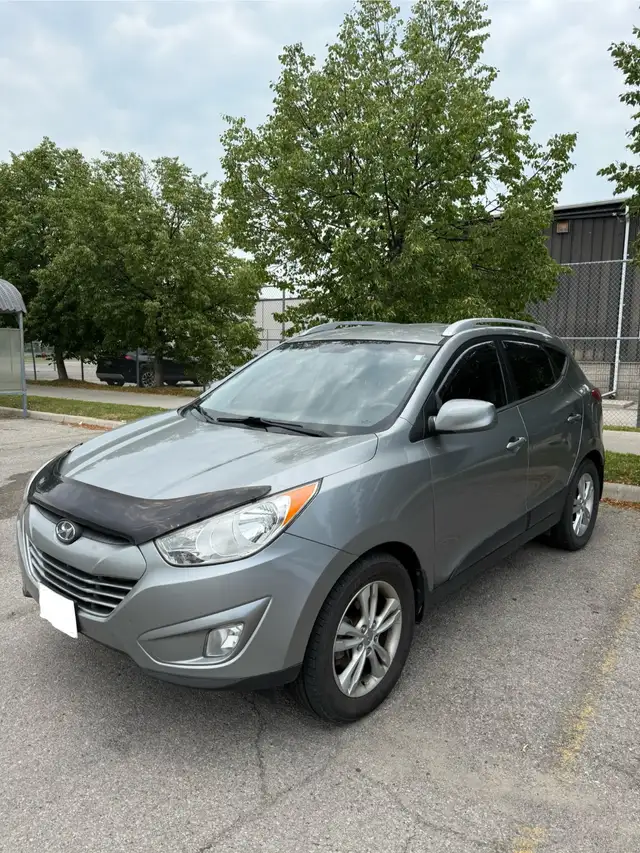 2013 Hyundai Tucson GLS – Ontario Safety Certified | 142,000 KM