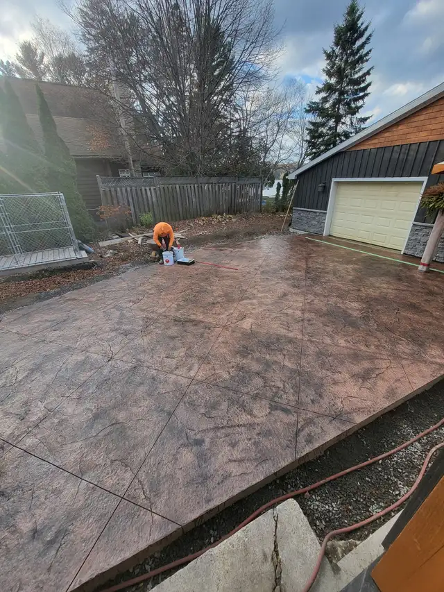 Local Concrete and Drain specialists- Screedcrete Inc.62866659607041121