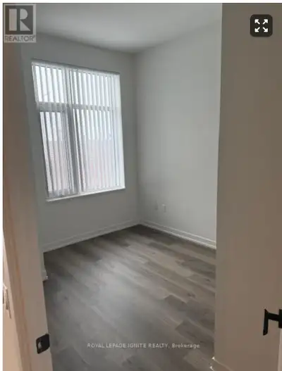 195 COMMERCE STREET - Condo 1+den