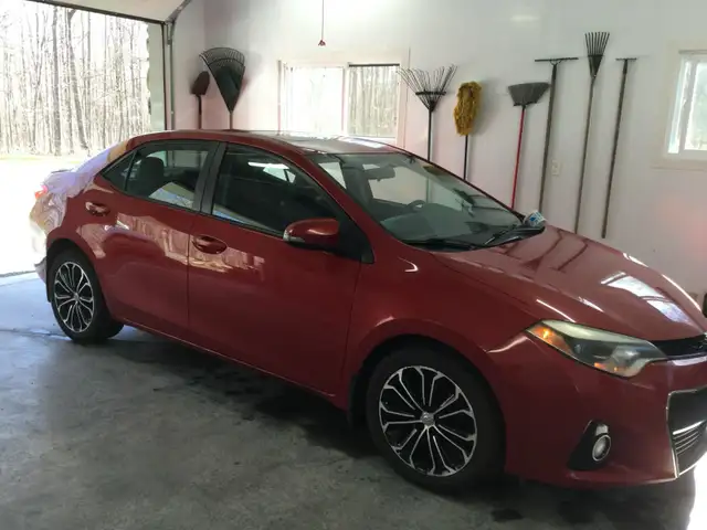 2014 Corolla S430219606633359360