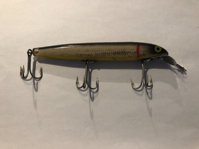CISCO KID FISHING LURE - I WANT TO BUY in Fishing, Camping & Outdoors in Medicine Hat - Image 2