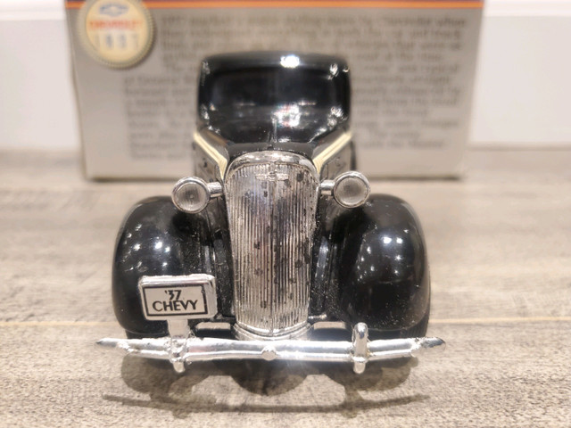 1:25 Diecast Liberty Classics 1937 Chevrolet Pickup Truck Coin B in Arts & Collectibles in Kawartha Lakes - Image 3