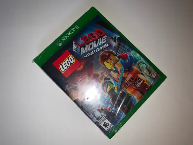XBOX ONE+SERIES X-LEGO THE MOVIE (NEUF/NEW) (C005) in Xbox Series X & S in City of Montréal - Image 2