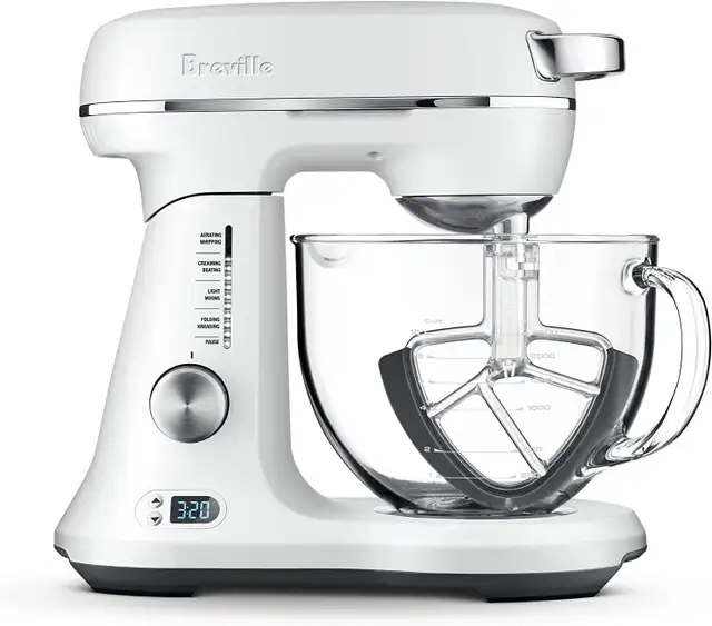 **BRAND NEW** BREVILLE Stand MIXER + 550 Watts power!!! in Processors, Blenders & Juicers in City of Toronto - Image 2