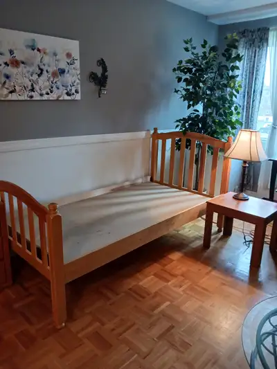 Twin Solid Oak bedroom set, View more