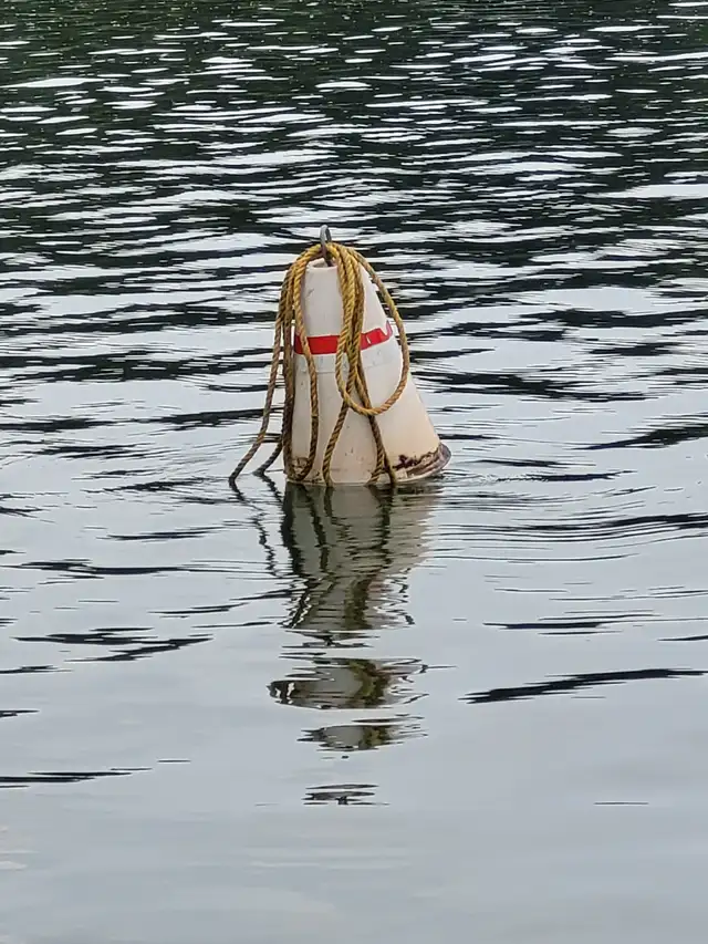 Buoy float in Fishing, Camping & Outdoors in Thunder Bay - Image 2