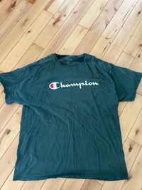 Champion men’s tshirt size large