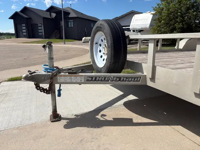 2019 aluminum Stronghaul trailer in Cargo & Utility Trailers in Prince Albert - Image 10