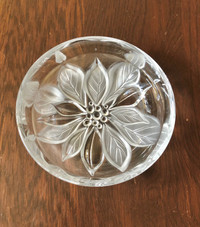 Small Christmas Crystal Poinsettia Dish Glass Shallow Bowl  