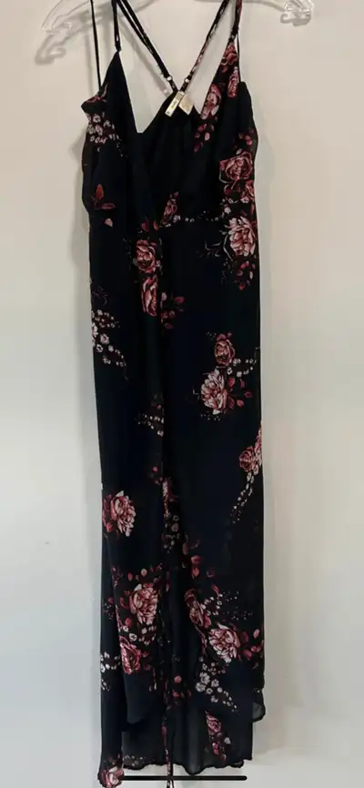 Japna woman's dress size medium PB, View more