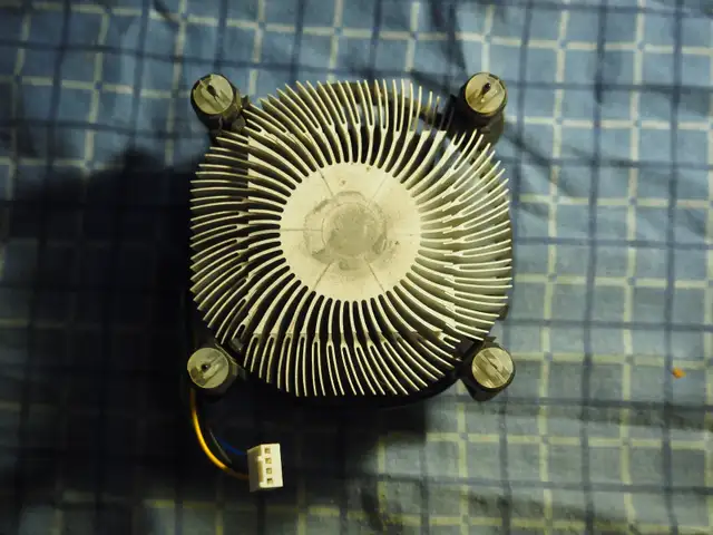 Computer Stock PC CPU Fans / Heatsinks Intel Socket 775 in System Components in Markham / York Region - Image 3