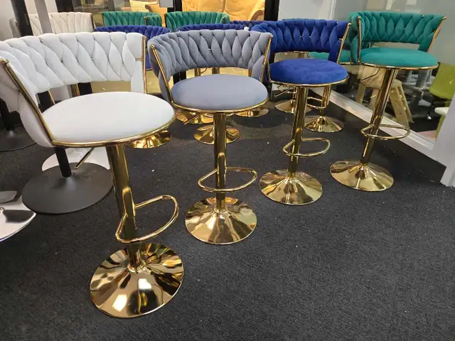 Gold Velvet Bar Stool  in Chairs & Recliners in Markham / York Region - Image 4