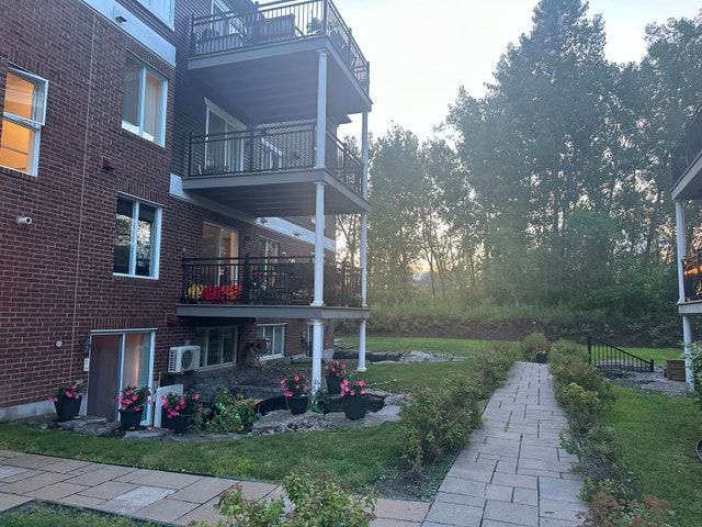 Condo à Saint-Constant avec 2 stationnements — photo 3