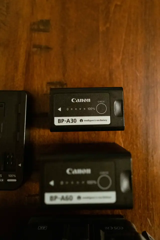 Canon EOS C70 + BP-A60 & BP-A30 batteries + charger62863275650562122