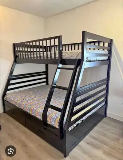 Lit superposé en bois tout neuf, View more