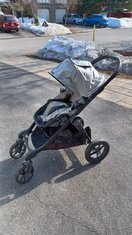 City Select Stroller, including 1 seat in Strollers, Carriers & Car Seats in Ottawa - Image 2
