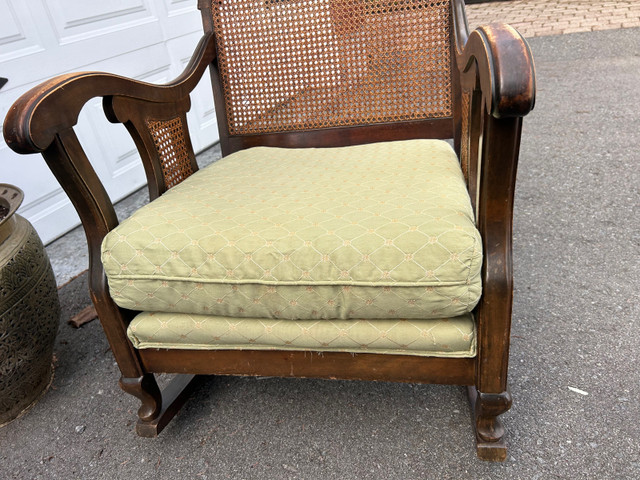 Antique Cane  Rocking Chair in Chairs & Recliners in Ottawa - Image 3
