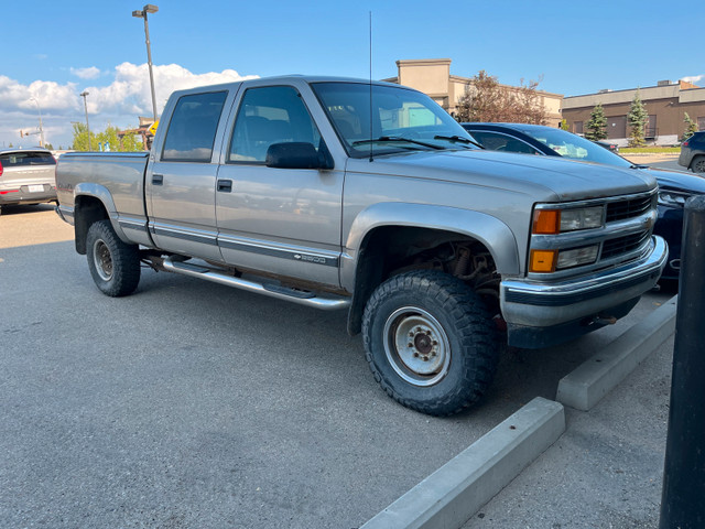 2000 Chev K2500 crewcab in Cars & Trucks in Edmonton
