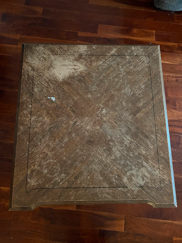 Antique End Table in Other Tables in City of Toronto - Image 2