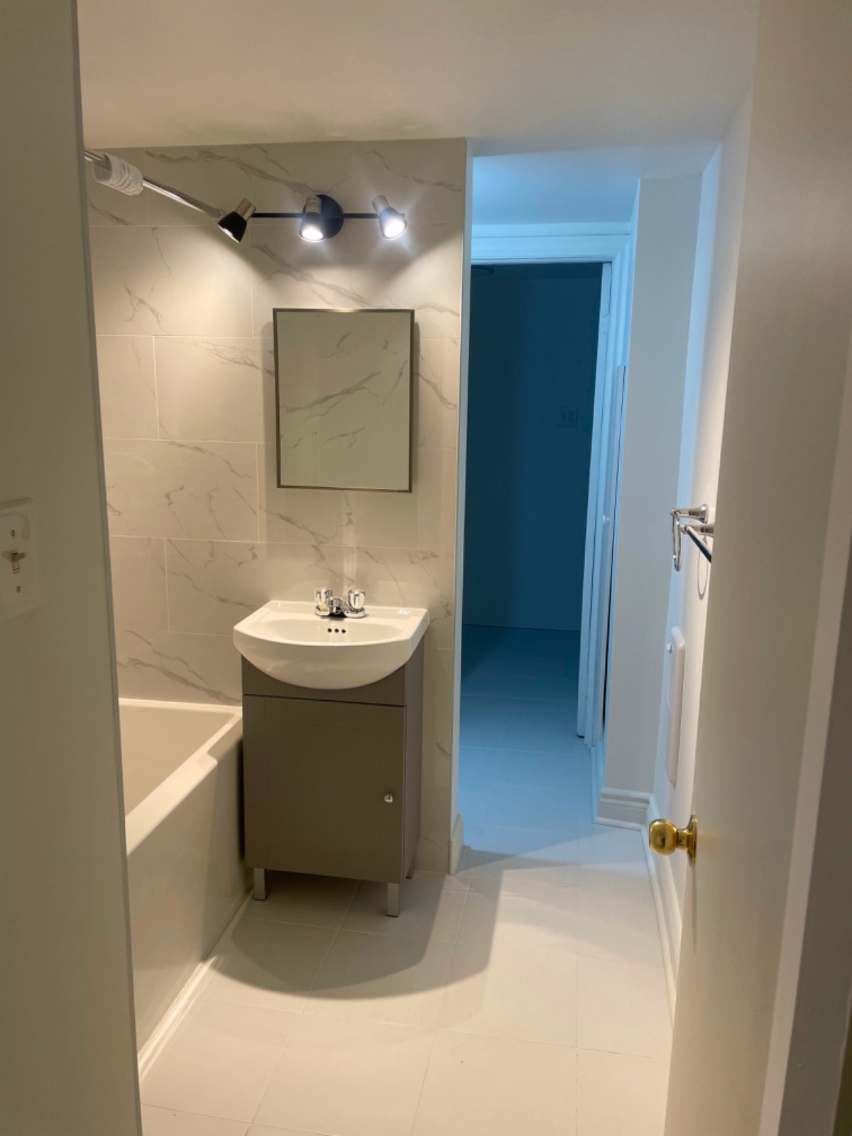 Appartement à louer - CDN Près de l'Université de Montréal-HEC — photo 3