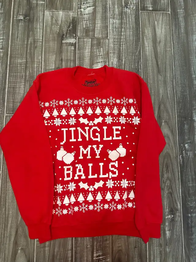 Men’s Small Christmas Sweater in Men's in Mississauga / Peel Region - Image 2