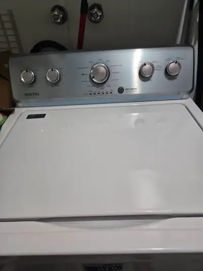 Laveuse et sécheuse à vendre ! Très bon état !, View more