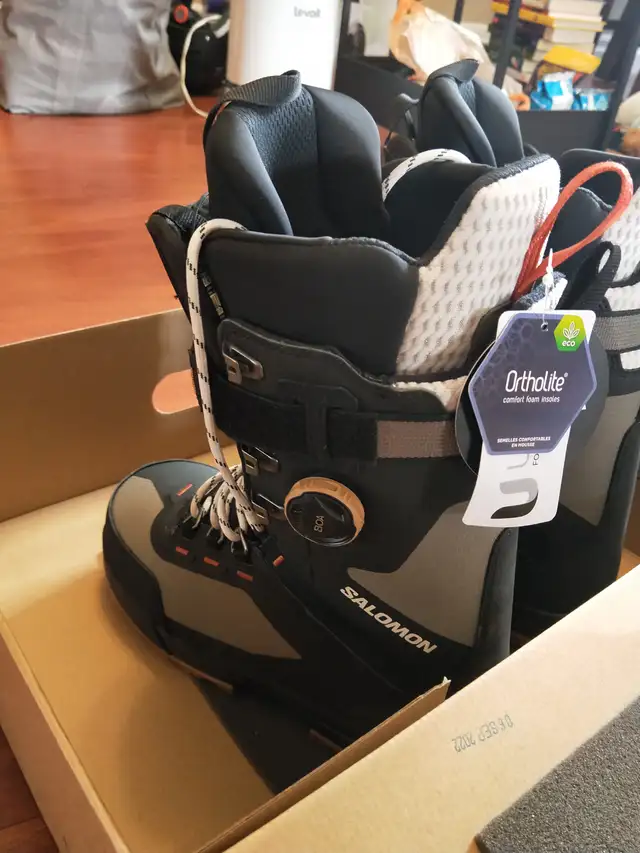 Salomon Snowboard Boot - Men Size 8 (BRAND NEW) in Snowboard in Burnaby/New Westminster - Image 3