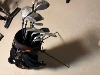 men’s right golf set and bag , Voir plus