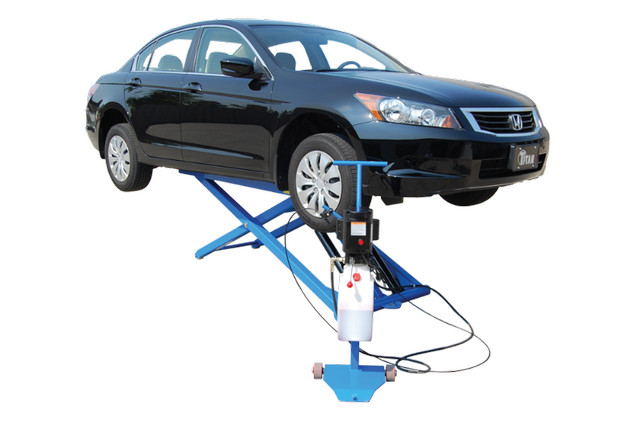 MR6 QUALITY Midrise Car Lift 6000Lbs Auto Hoist CSA 110V in Other in North Bay - Image 4