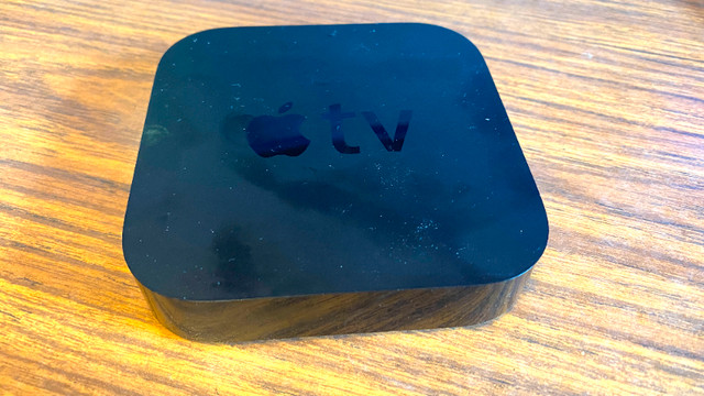 Apple TV 2nd Generation in Video & TV Accessories in Edmonton