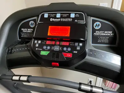 Treadmill Horizon Fitness T202 – Excellent Condition, View more