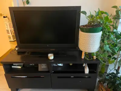 GE 32 in TV for $50 only pick up, View more