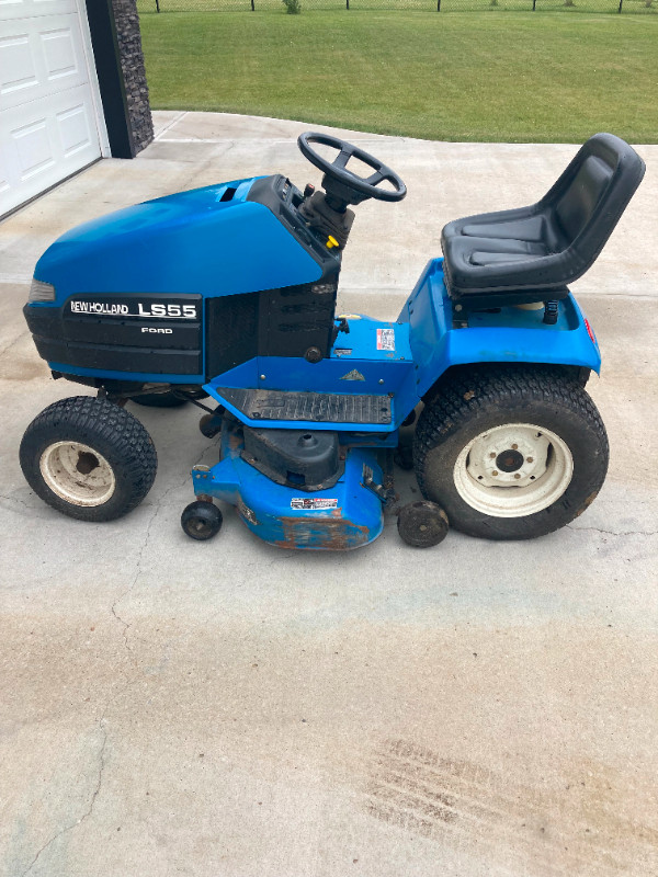 Ford New Holland LS55 Lawn and Garden tractor | Lawnmowers & Leaf Blowers |  Edmonton | Kijiji