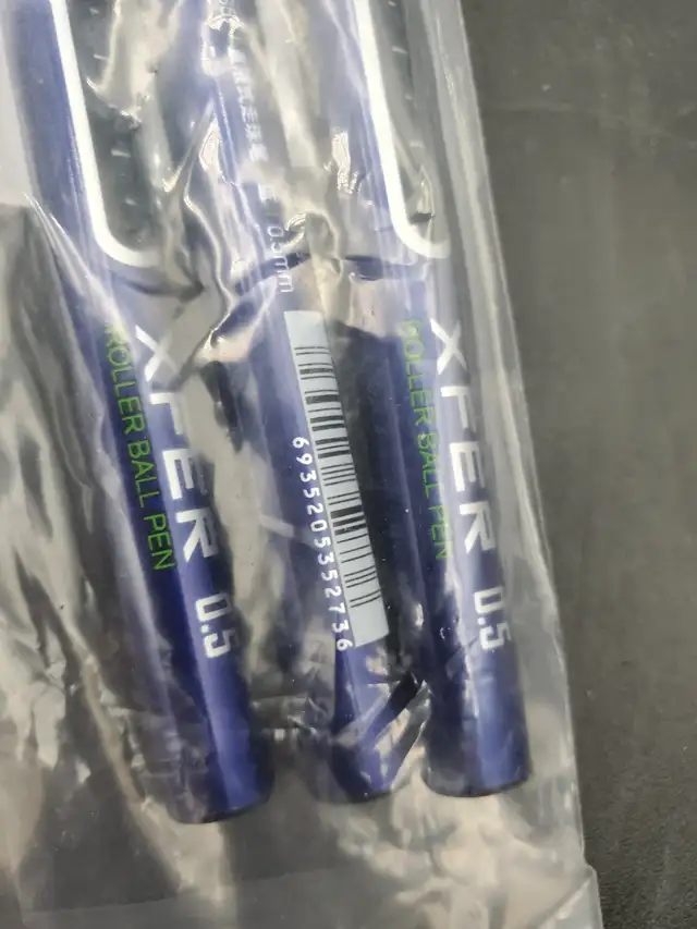 FINE POINT ROLLER BALL PENS 0.5MM NEW in Other in Markham / York Region - Image 5
