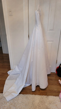 Made in Canada - wedding dress 