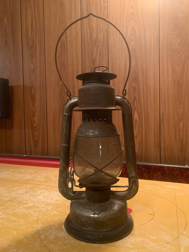 Antique lanterns in Arts & Collectibles in Swift Current