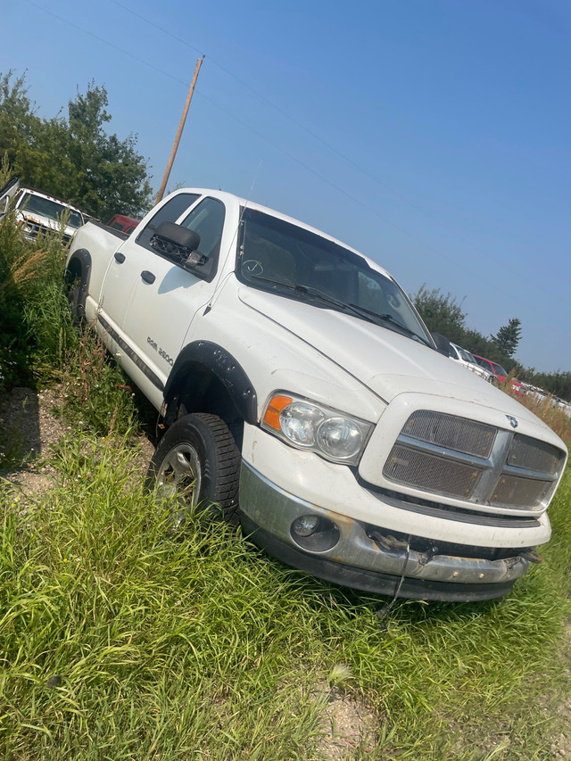 3rd Gen dodge for parting out  in Auto Body Parts in Strathcona County - Image 2