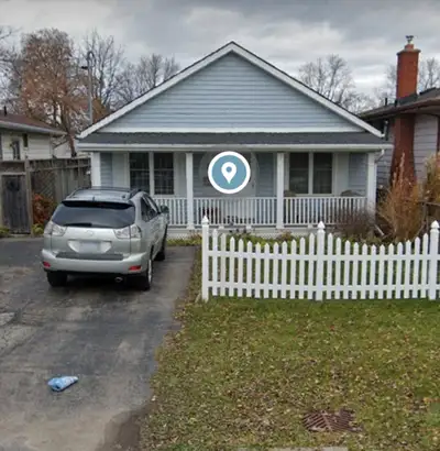 LARGE ROOM AVAILABLE IN A CO-ED HOUSE - St. Catharines, ON