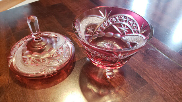 Cranberry Red Lead Crystal Vintage Antique Rare Bowl Jar Ashtray in Arts & Collectibles in Oakville / Halton Region - Image 4