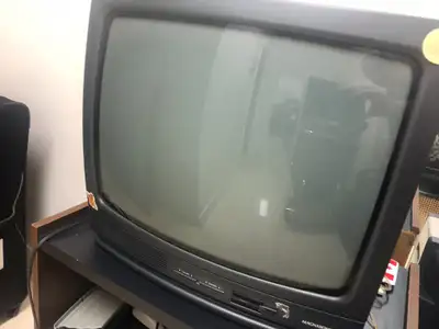 Vintage Magnasonic old-school CRT TV, View more