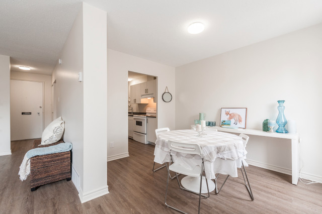 2 Bedroom Garden Home  - Fenced Yard & In suite Laundry in Long Term Rentals in Ottawa - Image 3