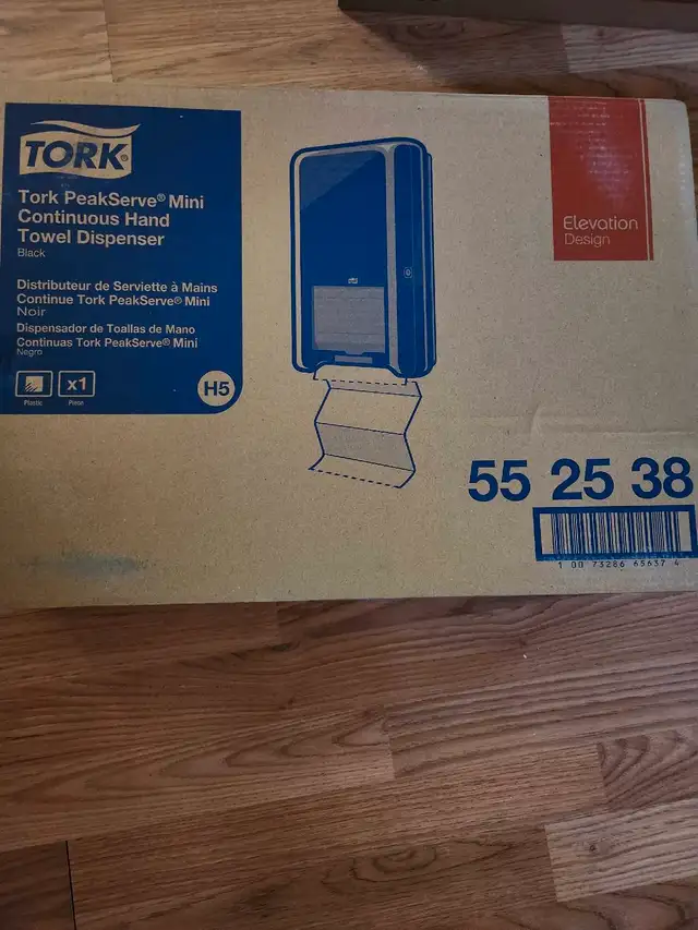Tork Mini continuous Hand Towel Dispenser633734096158751216