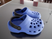Chaussure ''Style Croc''  Gr. 10 Junior