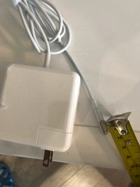 Apple MacBook charger